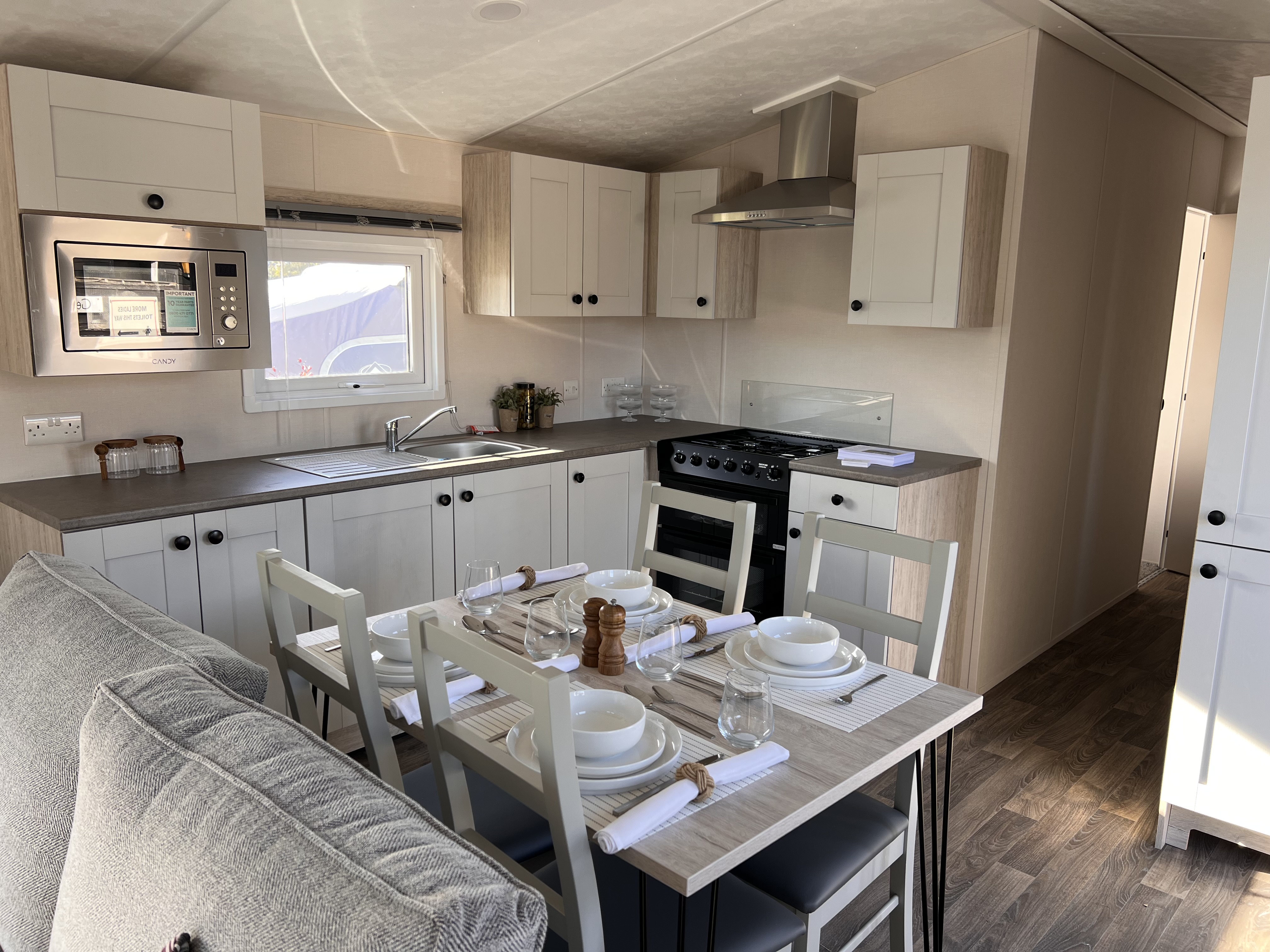 Delta Saffron Deluxe Static Caravan – Spacious, Modern & Comfortable Holiday Home
