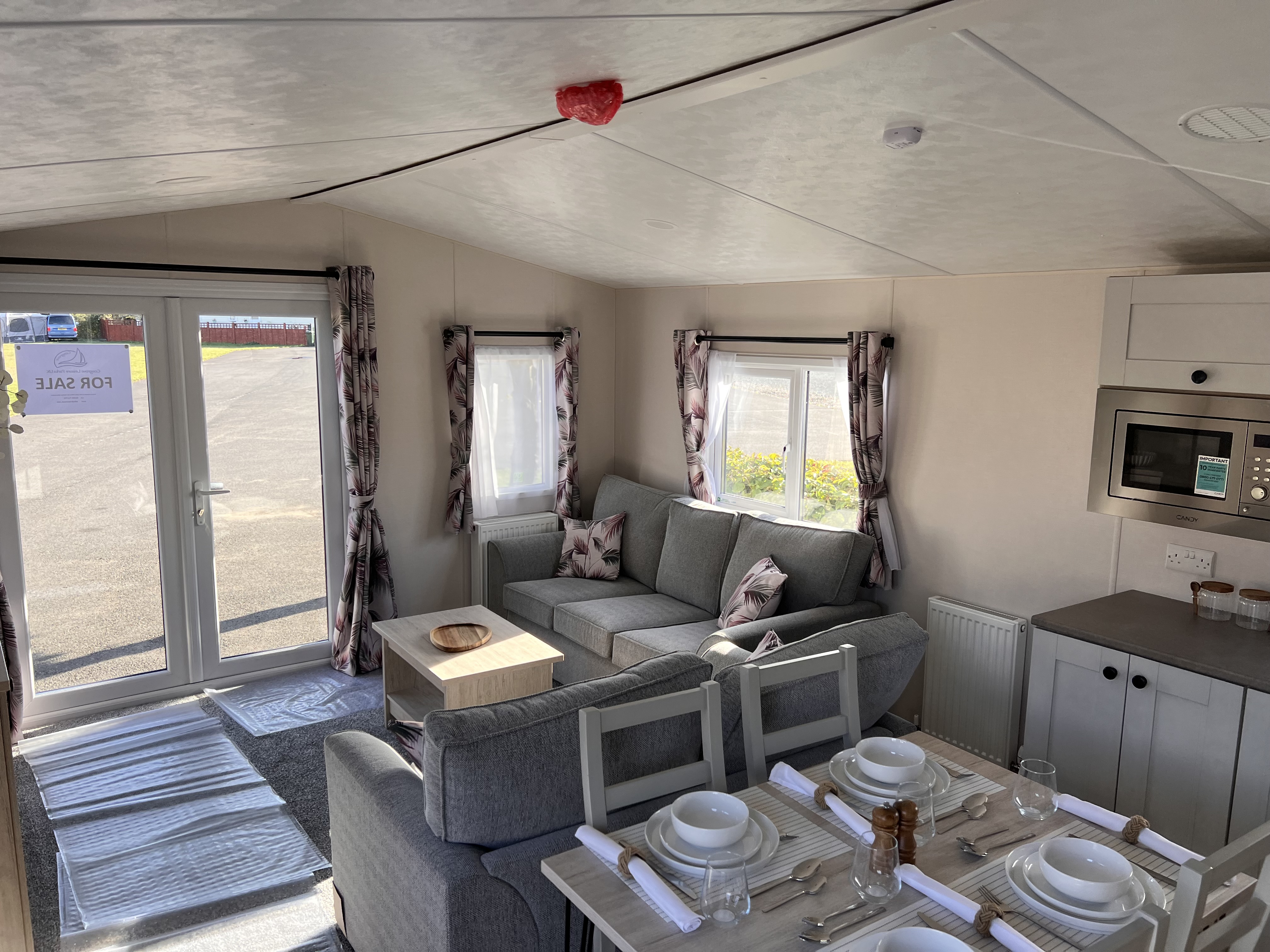 Delta Saffron Deluxe Static Caravan – Spacious, Modern & Comfortable Holiday Home