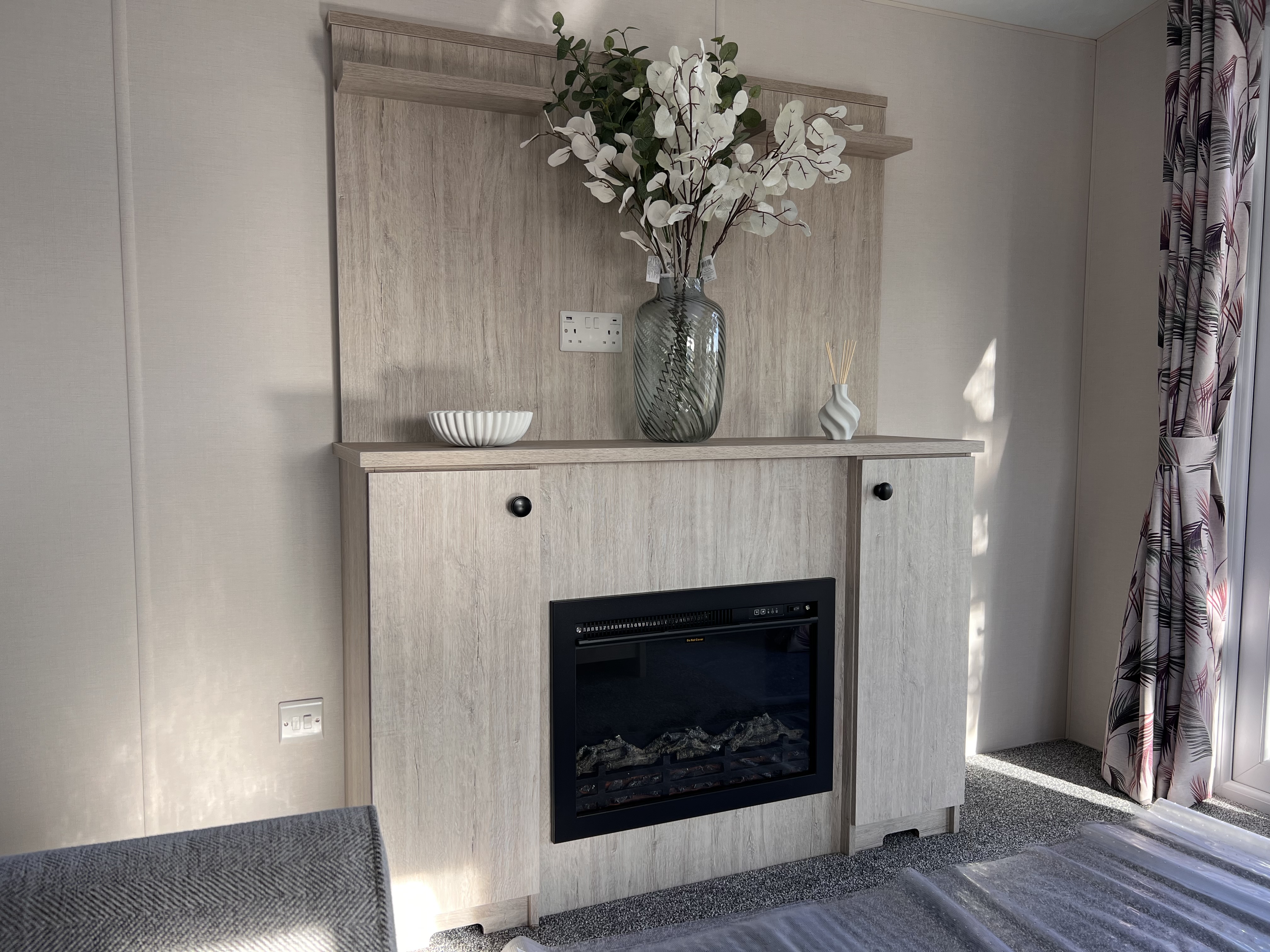 Delta Saffron Deluxe Static Caravan – Spacious, Modern & Comfortable Holiday Home
