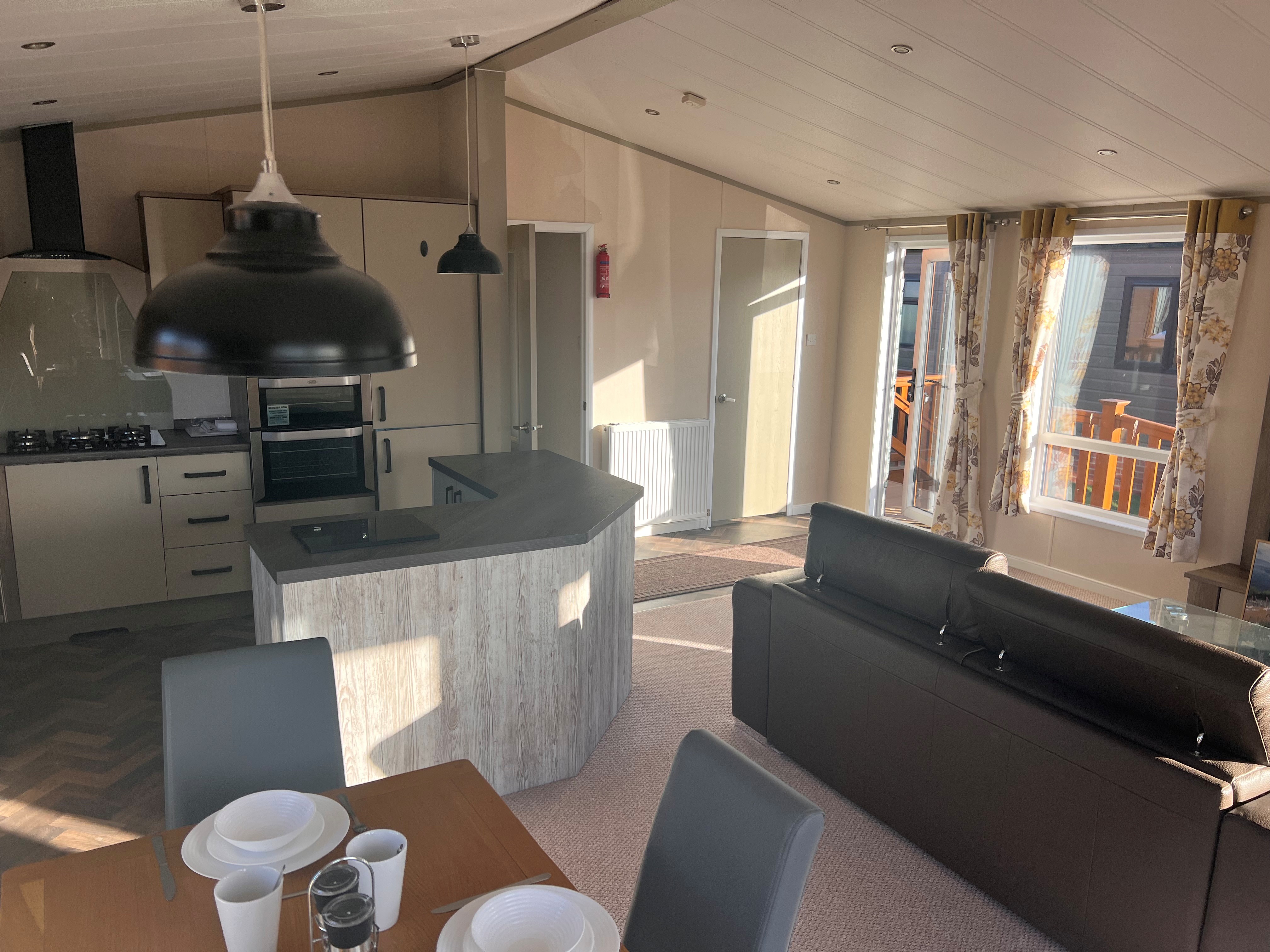 Pre-Owned Atlas Lilac Luxury Lodge – Immaculately Presented